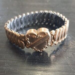 VERY NICE! Vintage Sweetheart Gold FILLED  Expansion Bracelet